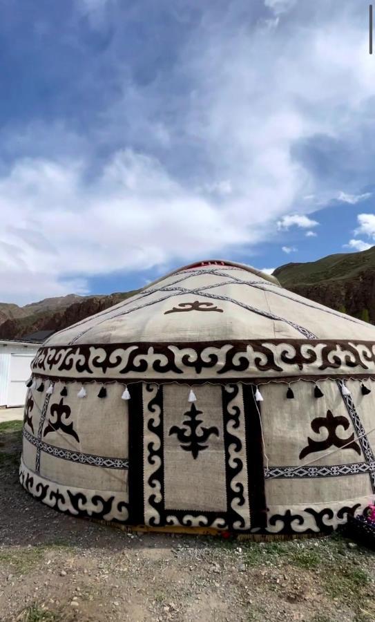 Гостевой дом Розалинда Naryn Экстерьер фото